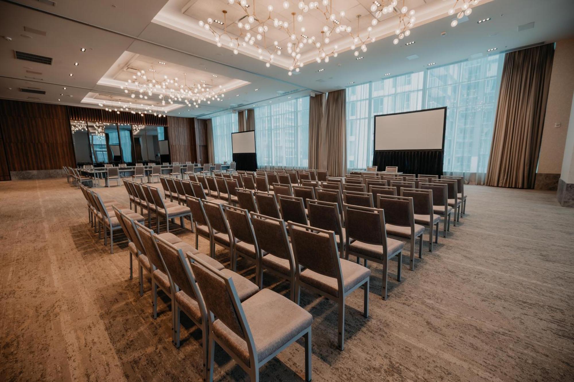 Homewood Suites By Hilton Montreal Midtown — Photos 3